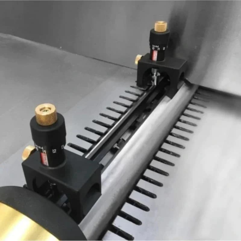 Magneettinen höylänterän asetus- ja korkeussäädin